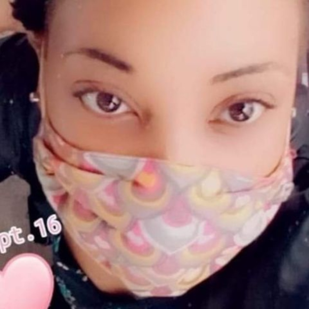 Meet your Posher, Latoya